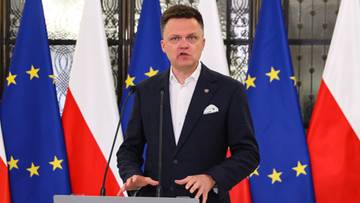 Hołownia reaguje na krytykę. Padły dwa pytania