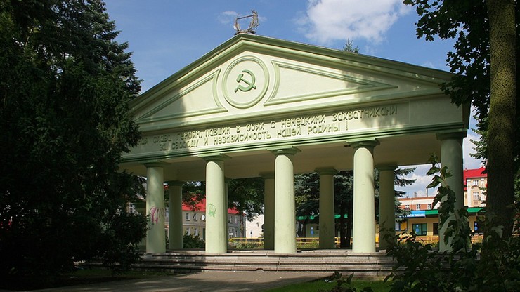 "Władze Trzcianki miały prawo do demontażu mauzoleum Armii Czerwonej". Ministerstwo Kultury i Dziedzictwa Narodowego
