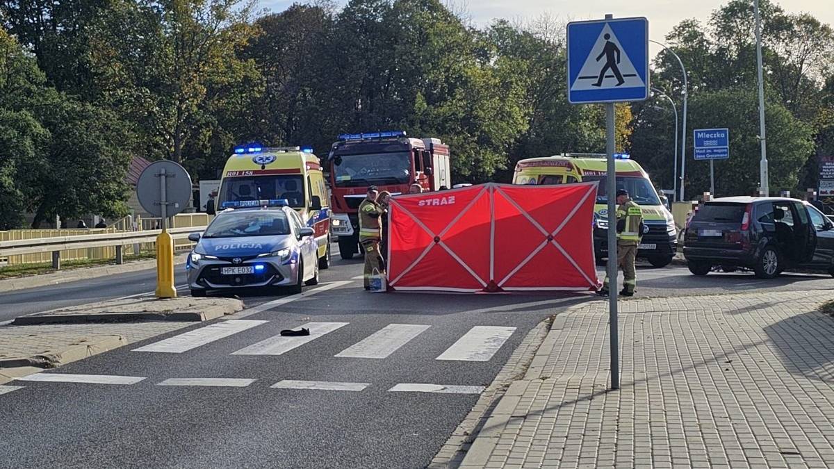 Tragiczny wypadek na pasach. 18-latek wjechał w ojca z dwójką dzieci