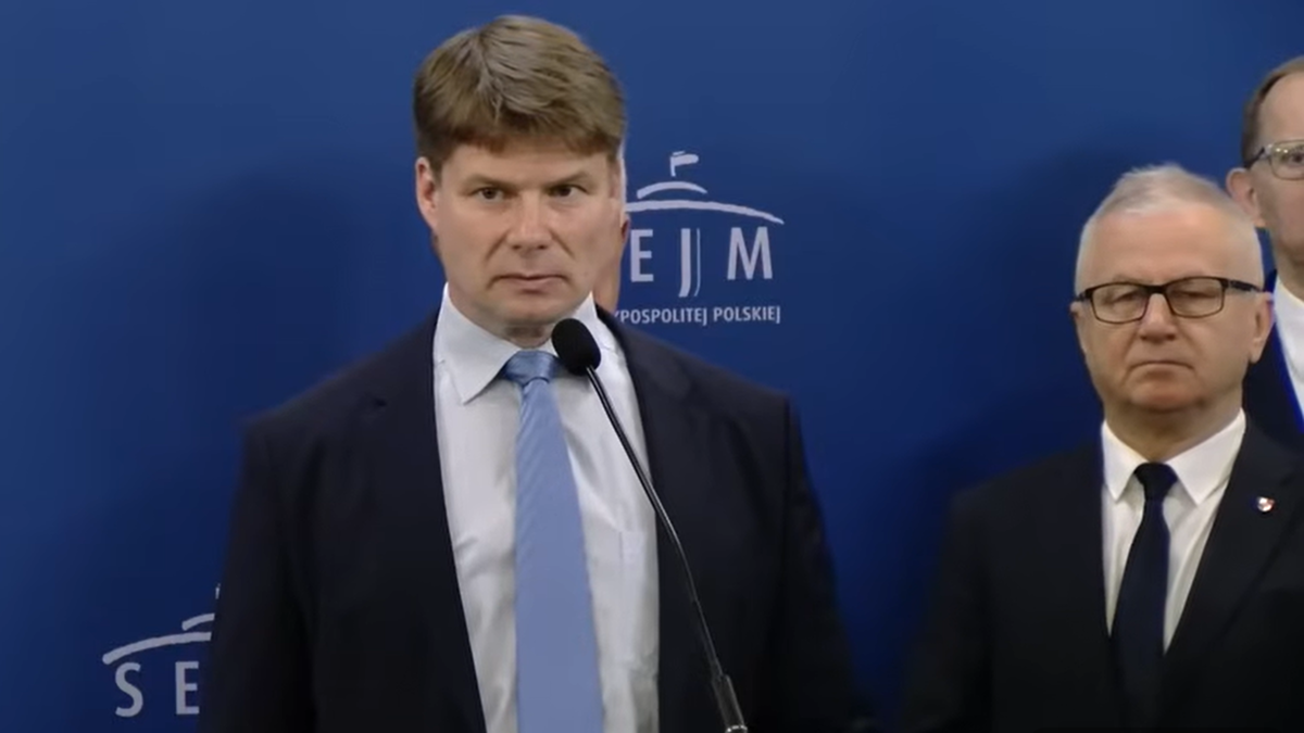 Prorosyjski polityk w Sejmie na zaproszenie posłów od Brauna. "Oni już się choćby nie kryją"