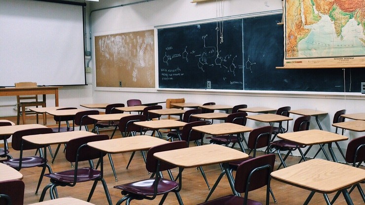 Korea Płd. Nauczycielka ze szkoły średniej uprawiała seks z uczniem. Grozi jej do 5 lat więzienia