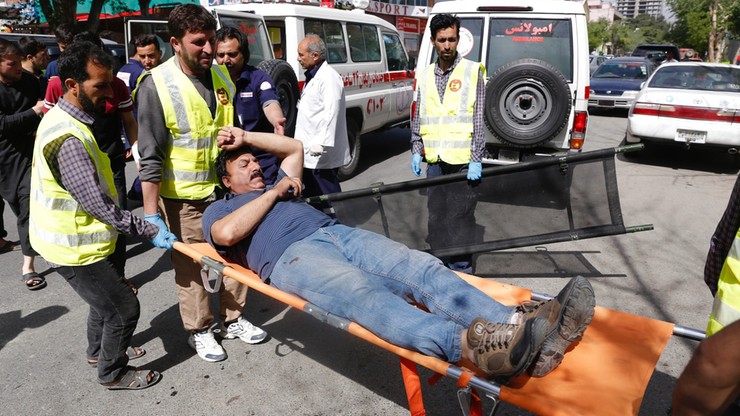 Dwa zamachy w Afganistanie. Zginęło co najmniej 25 osób