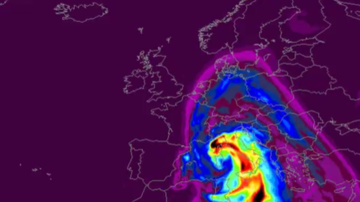 Symulacja przemieszczania się pyłu saharyjskiego nad Europą