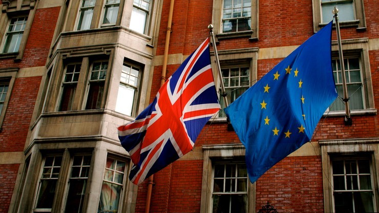54 proc. Brytyjczyków za pozostaniem w UE, 46 proc. przeciw