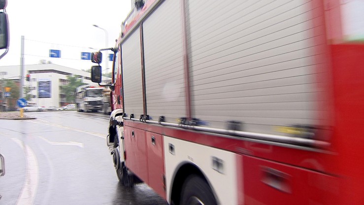 15 jednostek straży pożarnej gasiło pożar hurtowni w Dąbrowie Górniczej