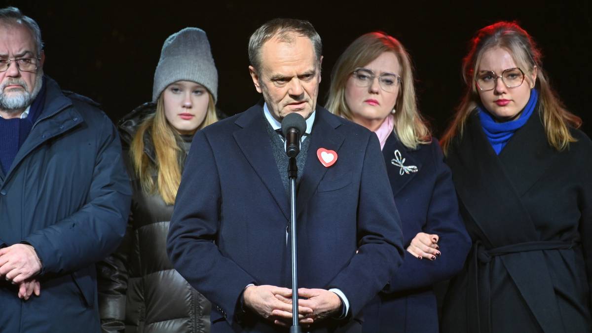 Piąta rocznica zamachu na Pawła Adamowicza D. Tusk złożył w Gdańsku przyrzeczenie