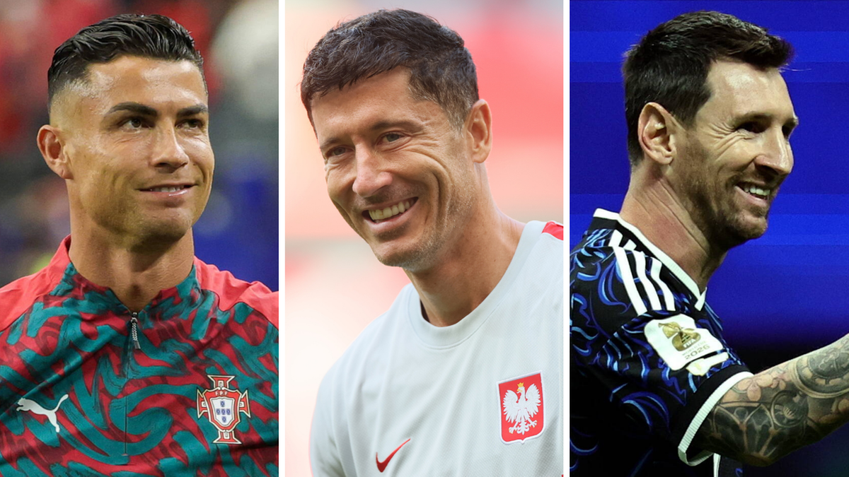Trzech piłkarzy: Cristiano Ronaldo, Robert Lewandowski i Lionel Messi, uśmiechnięci, patrzący w r&oacute;żne strony.