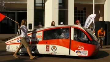 Łódzcy studenci wystartowali w prestiżowym wyścigu aut solarnych World Solar Challenge w Australii
