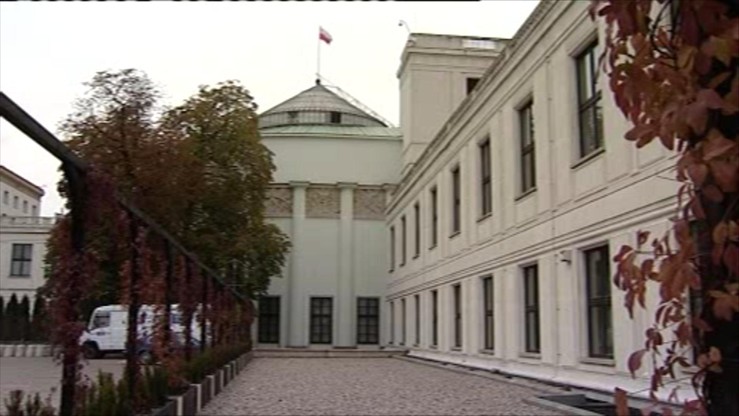 Poprawki do budżetu 2018 r. Mniej pieniędzy dla prezydenta i RPO, więcej dla Kancelarii Sejmu