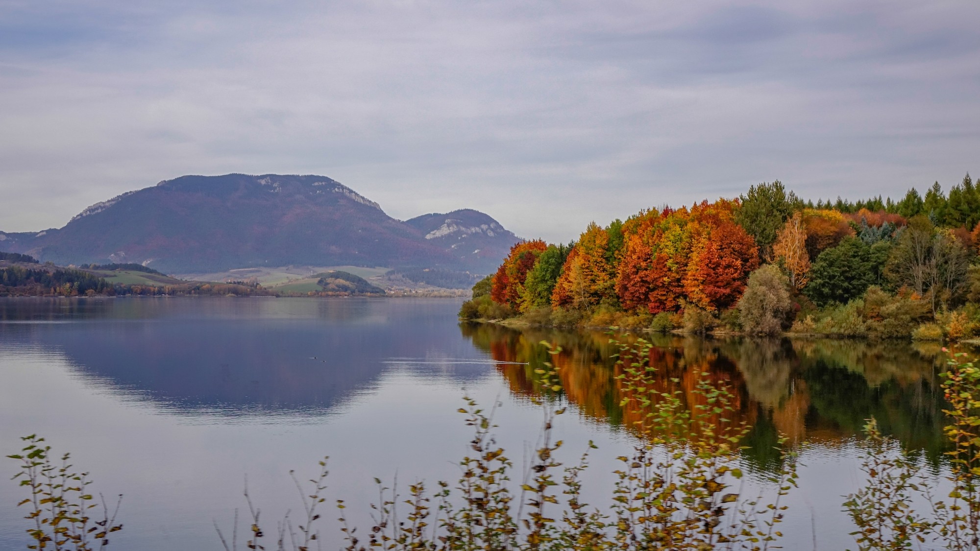 Jesień w górach, lasach i nad jeziorami - zdjęcie 46