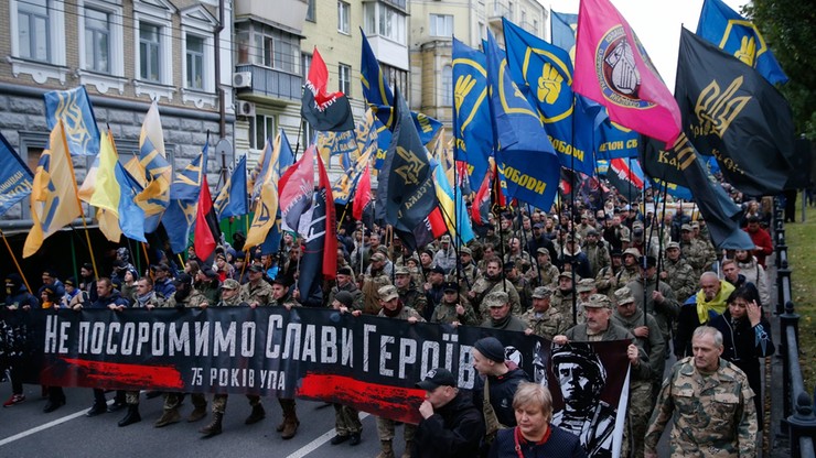 "Bandera i Szuchewycz naszymi bohaterami". Doroczny marsz UPA w Kijowie