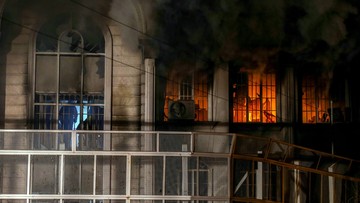 Prezydent Iranu ukarze demonstrantów za podpalenie ambasady saudyjskiej