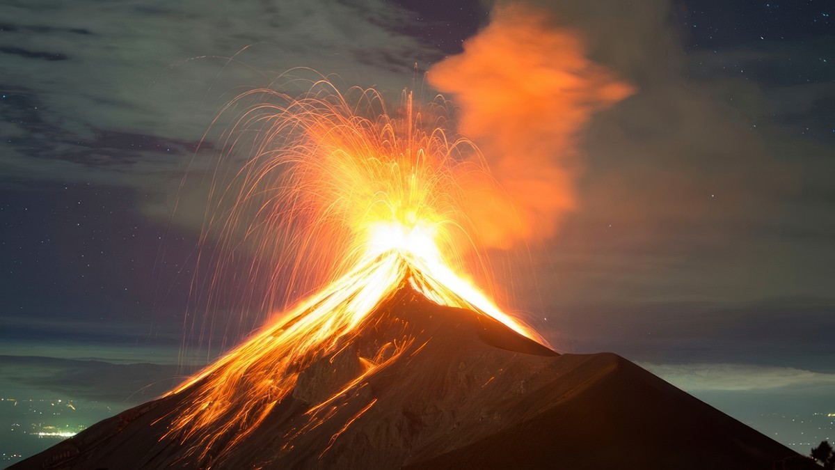 Erupcja wulkanu Etna we Włoszech. Fot. Pixabay.