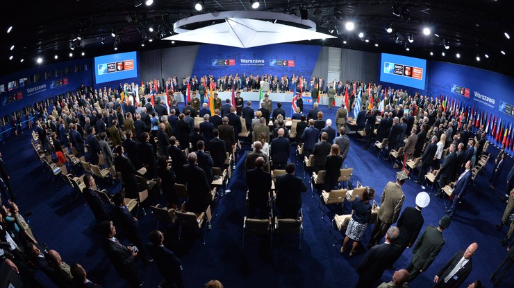 "Decyzje spowodują zgrzytanie zębów w Moskwie". Światowe agencje o szczycie NATO w Warszawie