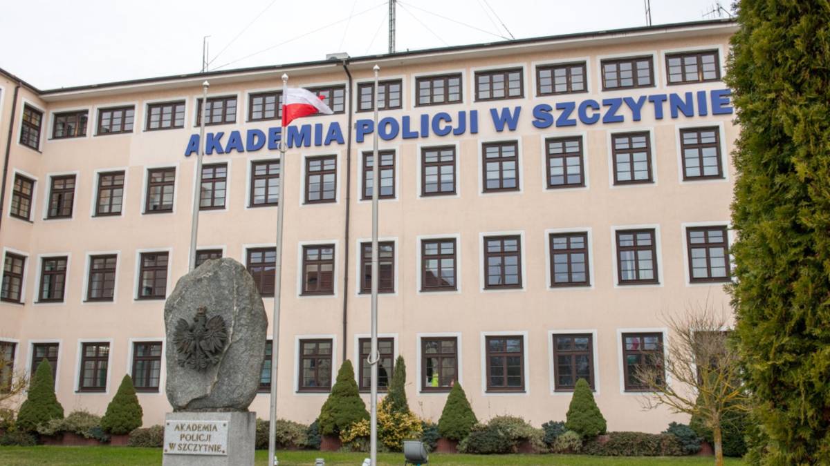 Zatrucia w Akademii Policyjnej w Szczytnie. Przyczyną "bardzo zjadliwy wirus"