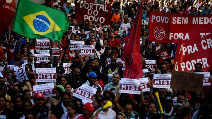 Wielotysięczne demonstracje w Brazylii przeciwko polityce oszczędności