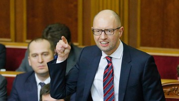 Jaceniuk pozostaje premierem choć parlament nie przyjął jego sprawozdania