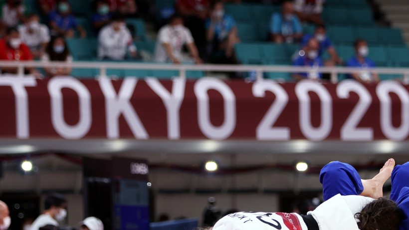 Tokio 2020: Wicemistrzowie olimpijscy złamali zasady protokołu zdrowotnego