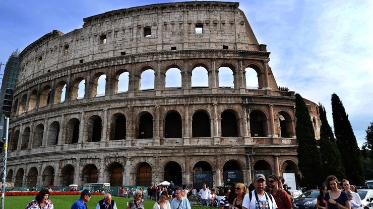 Coraz więcej turystów we Włoszech. MSW: prewencja działa