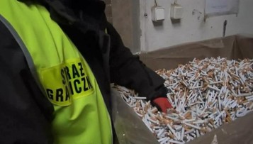 Straż graniczna zlikwidowała nielegalną fabrykę papierosów. Towar za ponad 2 mln zł