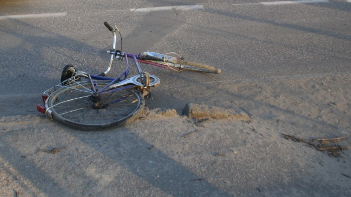 15-latek nagle spadł z roweru. Nie żyje