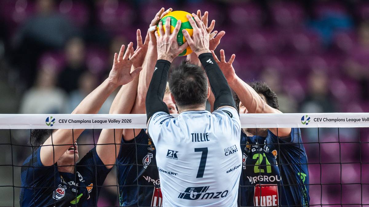 Siatkarze PGE Projekt Warszawa podczas meczu Ligi Mistrz&oacute;w.