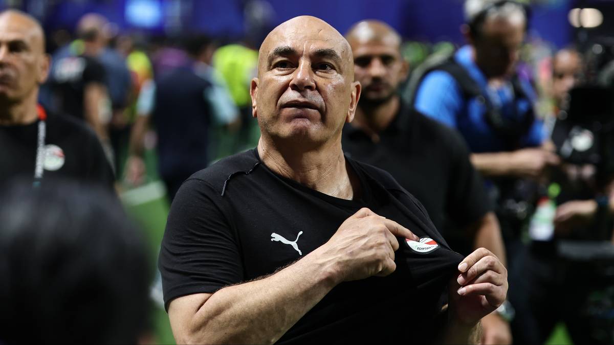 Egipt przedłużył kontrakt z Hossamem Hassanem mimo porażki z Argentyną 2:3 na MŚ