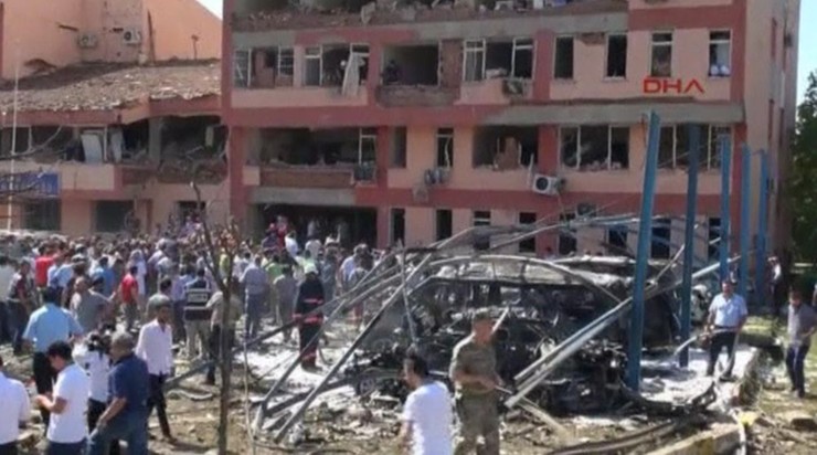 Dwa zamachy bombowe w ciągu doby. Sześć osób zginęło w Turcji