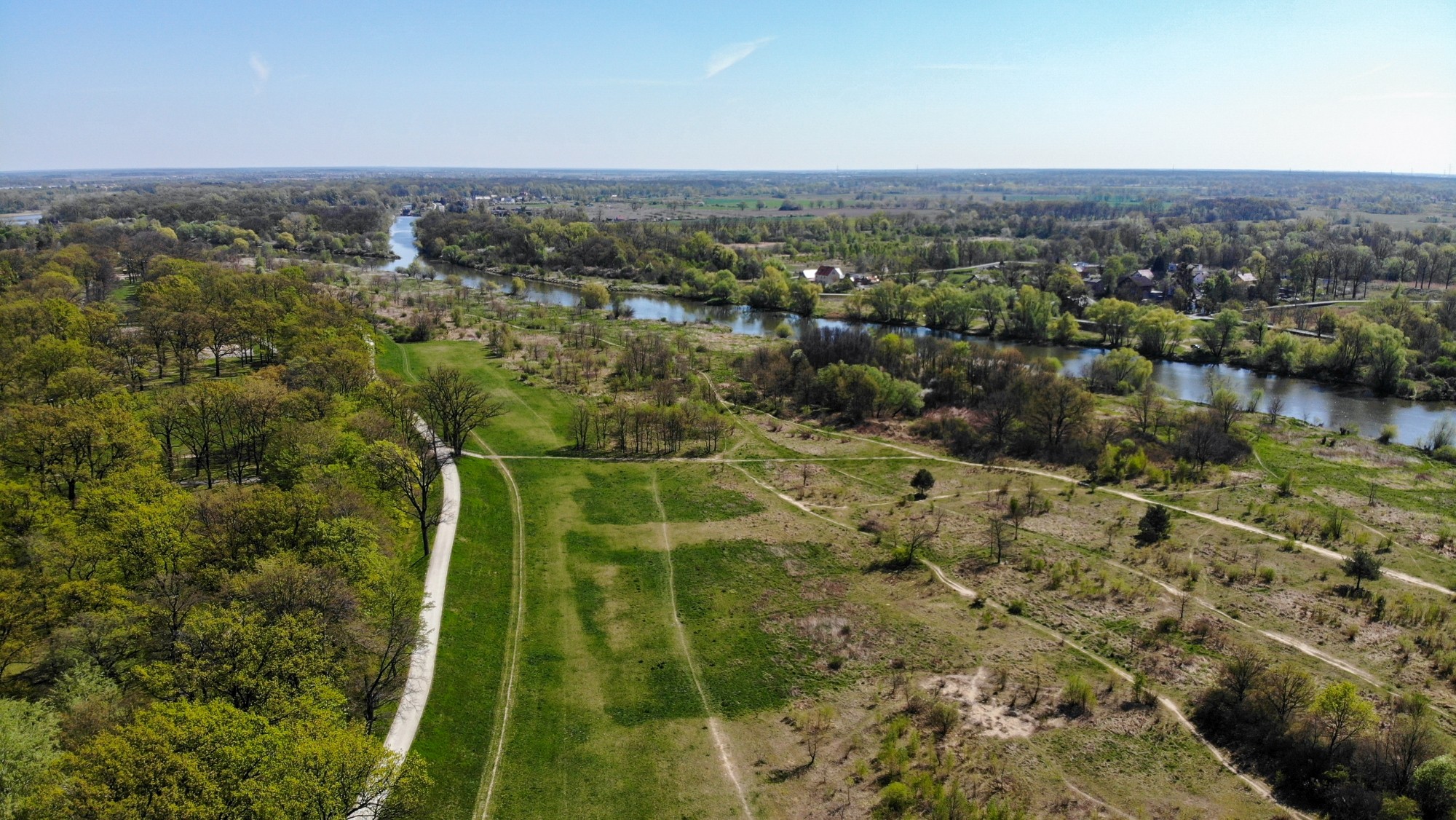 Wiosna w Polsce okiem drona - zdjęcie 29