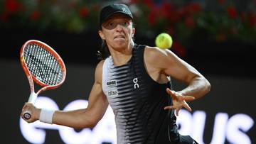 Iga Świątek - Emerson Jones to spotkanie pierwszej rundy Roland Garros. Kto wygrał mecz Świątek - Jones? Jaki był 
