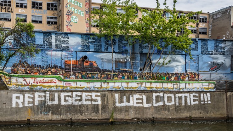 550 tys. imigrantów, którym odmówiono azylu, zostało w Niemczech