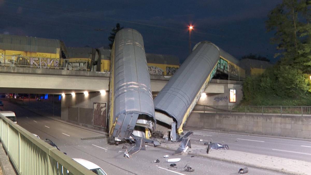 Zderzenie pociągów w Niemczech. Dwa wagony spadły z wiaduktu