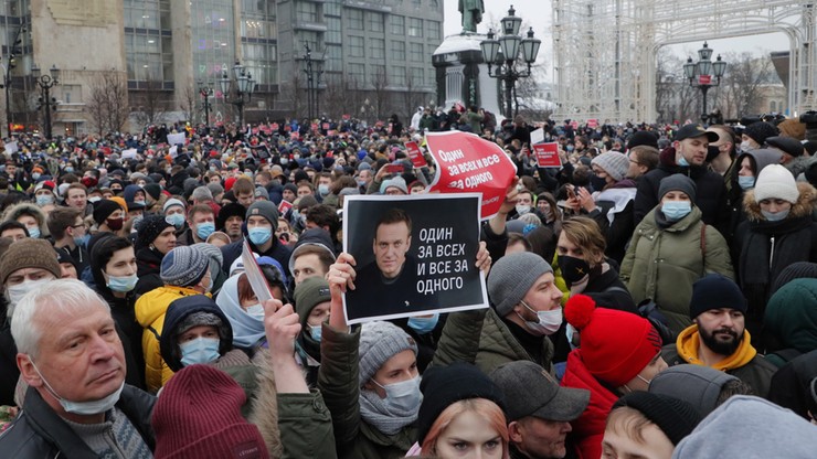 Kreml: w protestach uczestniczy mniej ludzi, niż głosuje na Putina