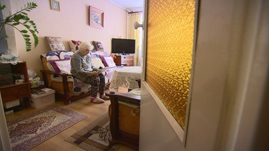 88-latka chce odzyskać mieszkanie. Twierdzi, że oszukała ją siostrzenica