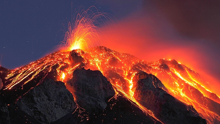 26.11.2020 11:00 To będzie największa ewakuacja w historii Włoch. Przed erupcją Wezuwiusza ucieknie milion ludzi