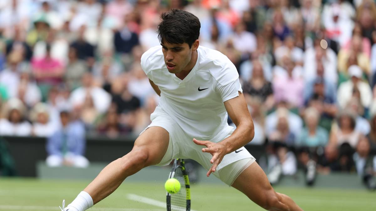 Obrońca tytułu awansował do finału Wimbledonu