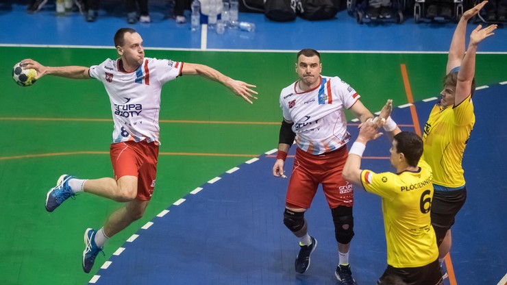 Puchar EHF: Cień nadziei Azotów Puławy