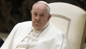 Papież Franciszek trafił do szpitala. Komunikat Watykanu
