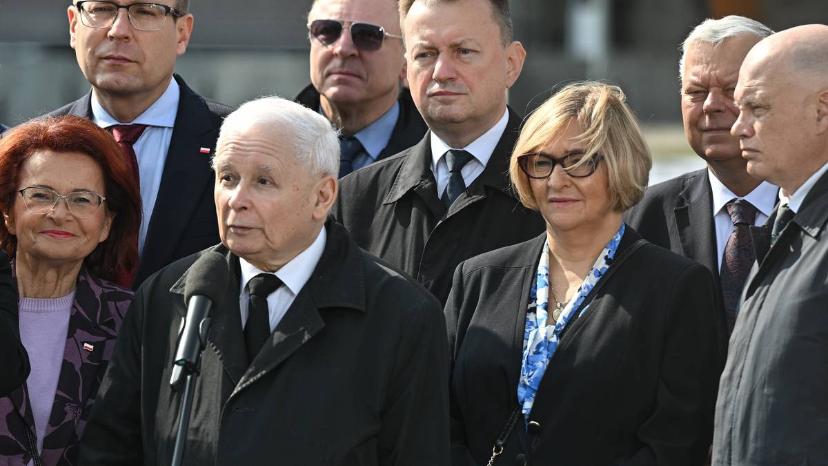 Kaczyński o "agenturze Putina". "Będę się za was modlił"
