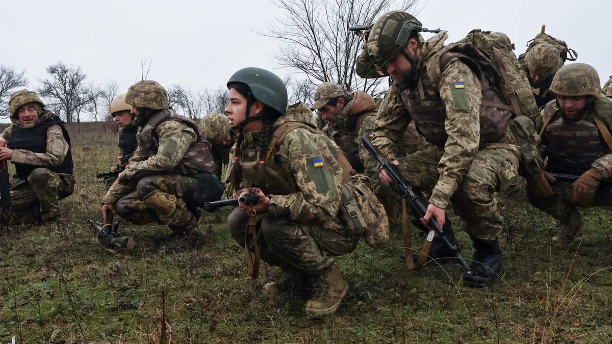 Trump obiecał koniec wojny w dobę. Polacy oceniają szanse przed końcem roku