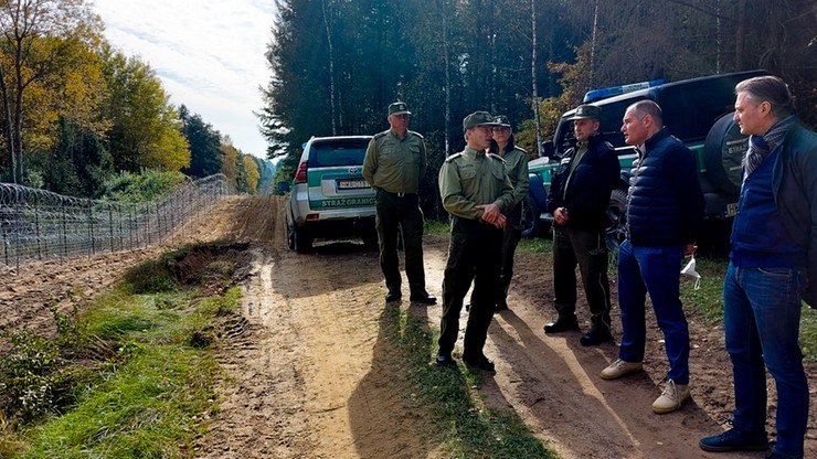 Wiceminister Bartosz Grodecki oraz szef Agencji Frontex wizytowali granicę polsko-białoruską