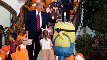 Minionki, jednorożce i smoki u Donalda Trumpa. Halloween w Białym Domu