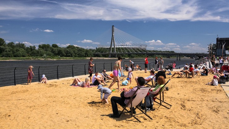 Warszawa: wiadomo, kto zorganizuje letnią rozrywkę nad Wisłą