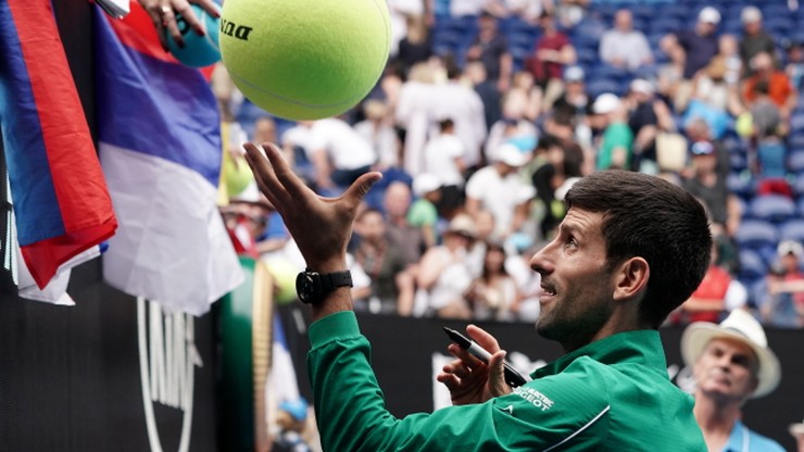 Australian Open: Broniący tytułu Djokovic wygrał drugi mecz