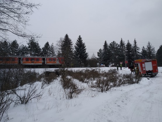 Jeden pociąg miał dwa wypadki na różnych przejazdach w... ten sam dzień
