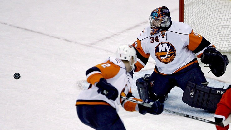 NHL: New York Islanders wygrali po karnych. Geniusz w bramce