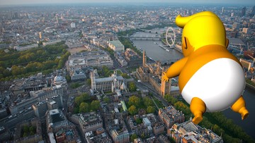 Balon z twarzą Trumpa nad Londynem. Tak Brytyjczycy powitają prezydenta USA