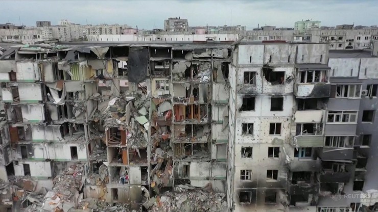 Wojna w Ukrainie. Na ewakuację czeka ok. 100 tys. cywilów. "Rosjanie zachowują się jak terroryści"