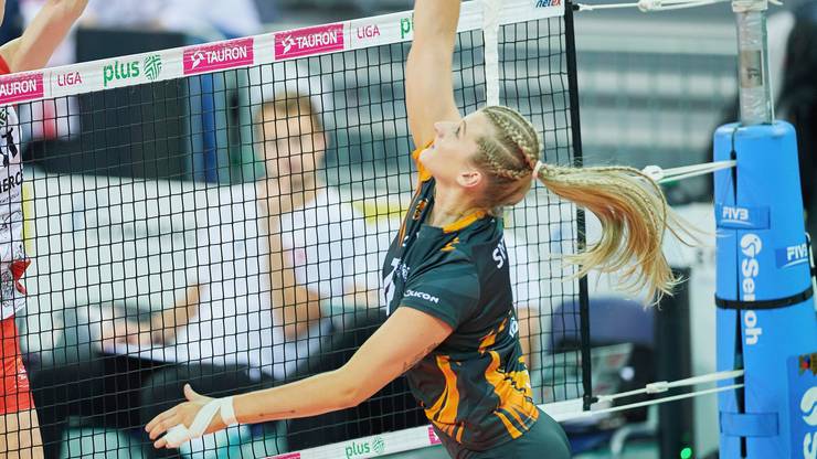 Oliwia Sieradzka (atakująca)
