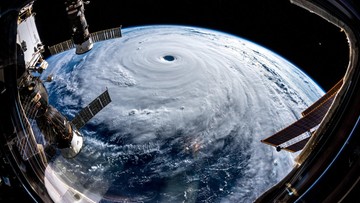 Astronauta sfotografował z orbity gigantyczne tornado. Przerażający widok
